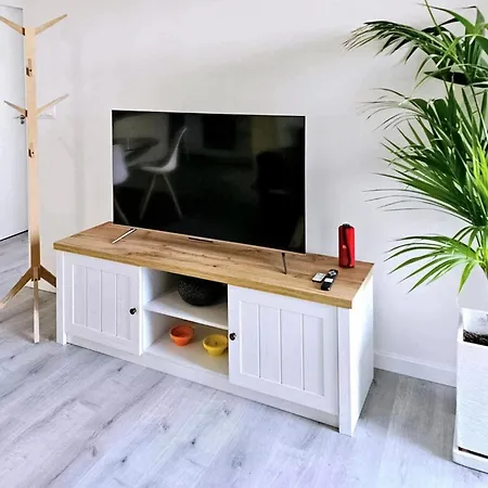 Apartment Beautiful In With Wifi